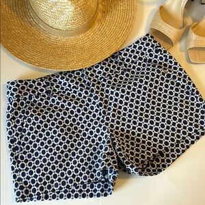 Banana Republic Blue and White Patterned shorts